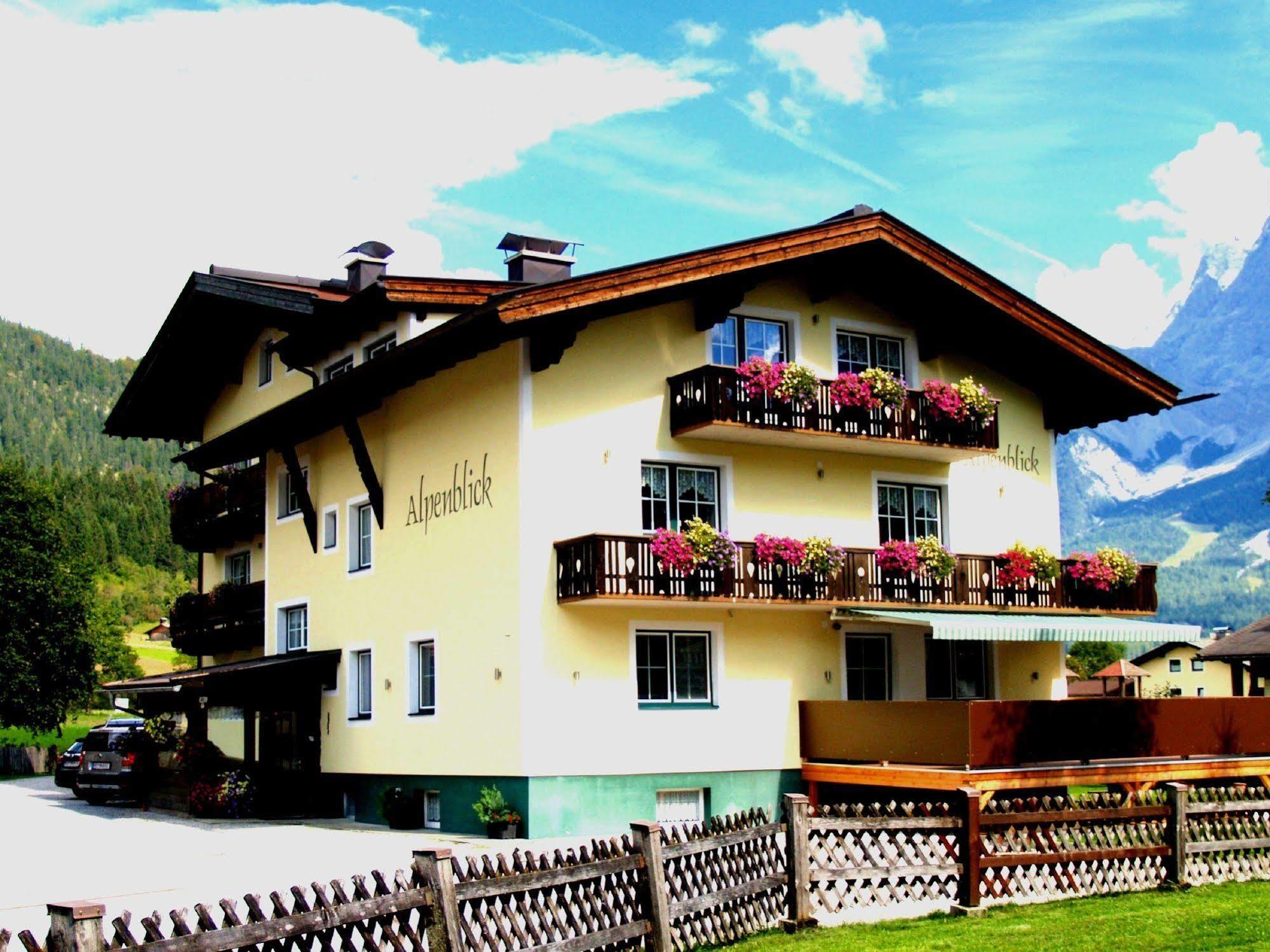 B&B Gaestehaus Alpenblick Lermoos Exterior foto